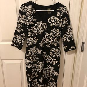 Taylor 3/4 Sleeve Black & White Rose Dress